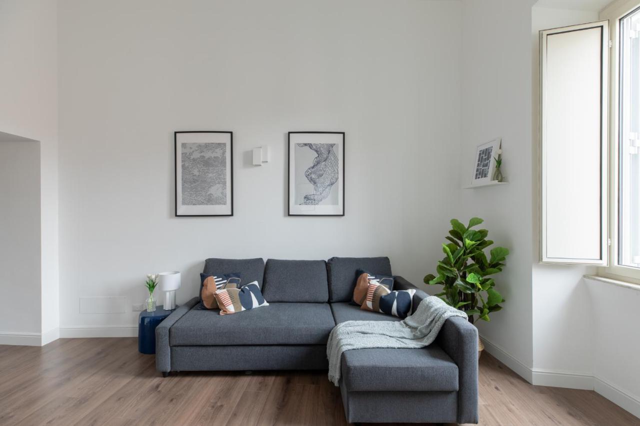 Iflat Magnificent Central Apartment โรม ภายนอก รูปภาพ