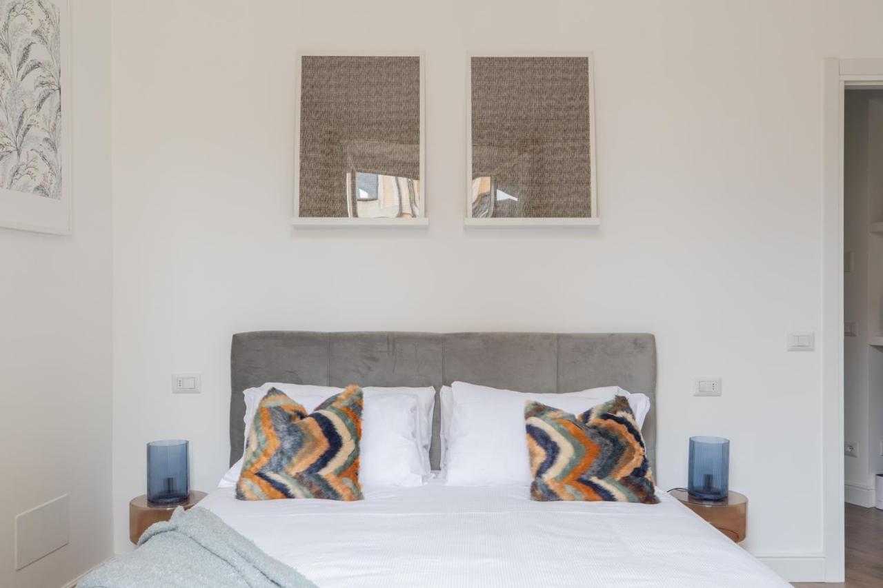 Iflat Magnificent Central Apartment โรม ภายนอก รูปภาพ
